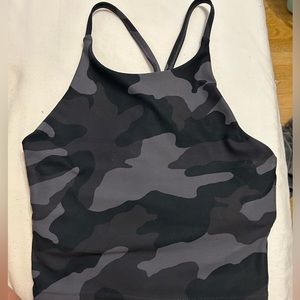 Old navy workout tank top